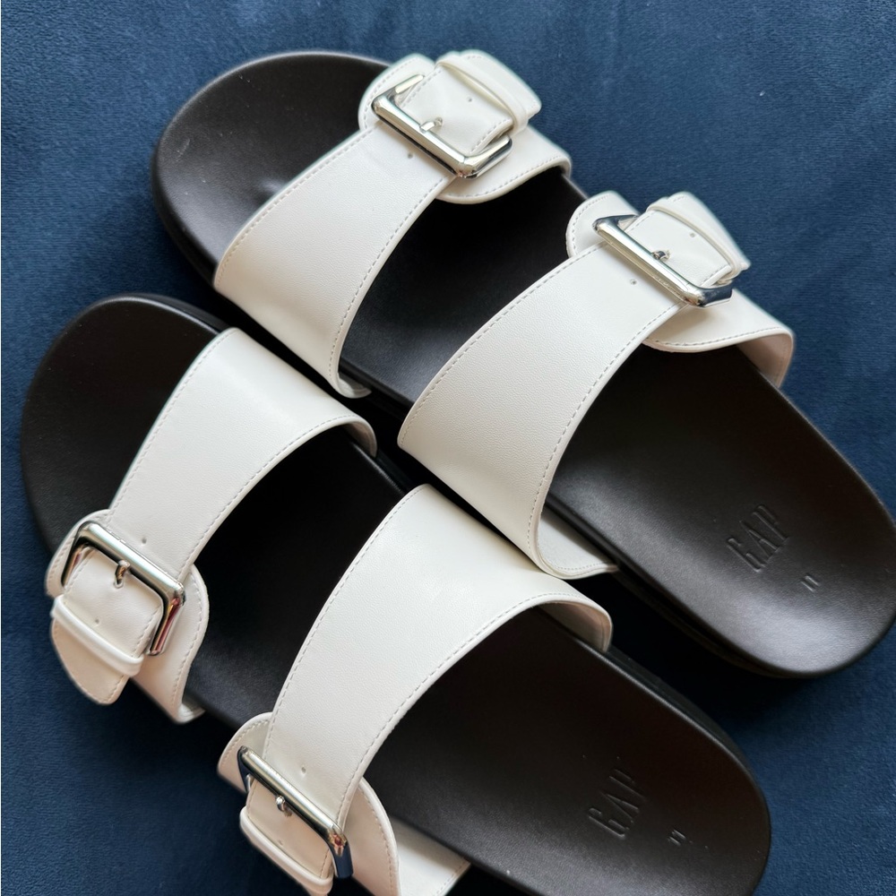 GAP White Sandals with Silver Buckles- NEVER WORN!